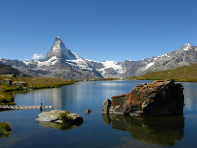 瑞士马特洪湖风景区图片