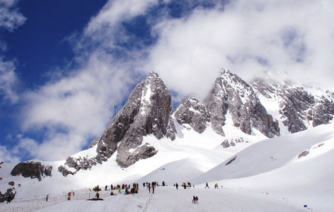 玉龙雪山