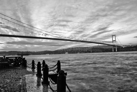 博斯普鲁斯桥，从欧洲到亚洲的景色，伊斯坦布尔