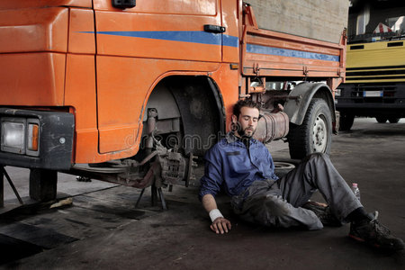 劳动小时汽车修理工照片