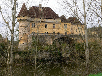 洛斯城堡，托纳克法国