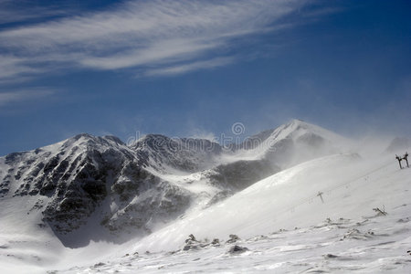 日拉山寒风凛冽.照片