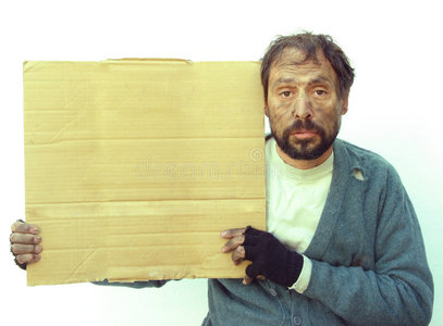 流浪流浪汉和纸板照片