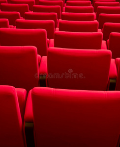 一排排剧院座位