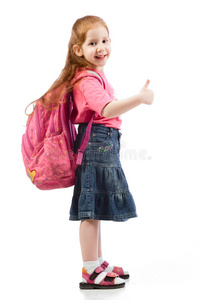 带粉色背包的非常年轻的小学女孩