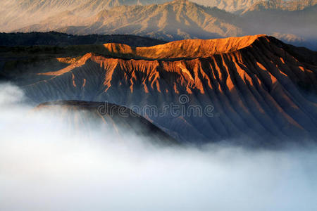 火山口