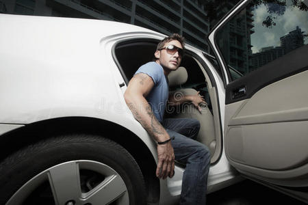 摇滚明星下车照片