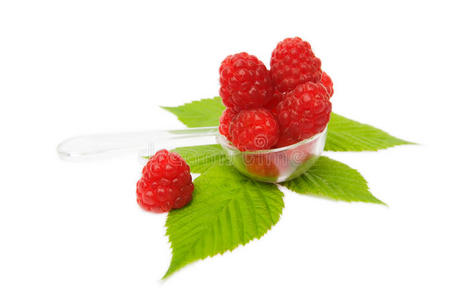 新鲜甜树莓