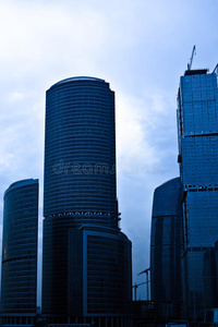莫斯科深蓝色未完工的摩天大楼