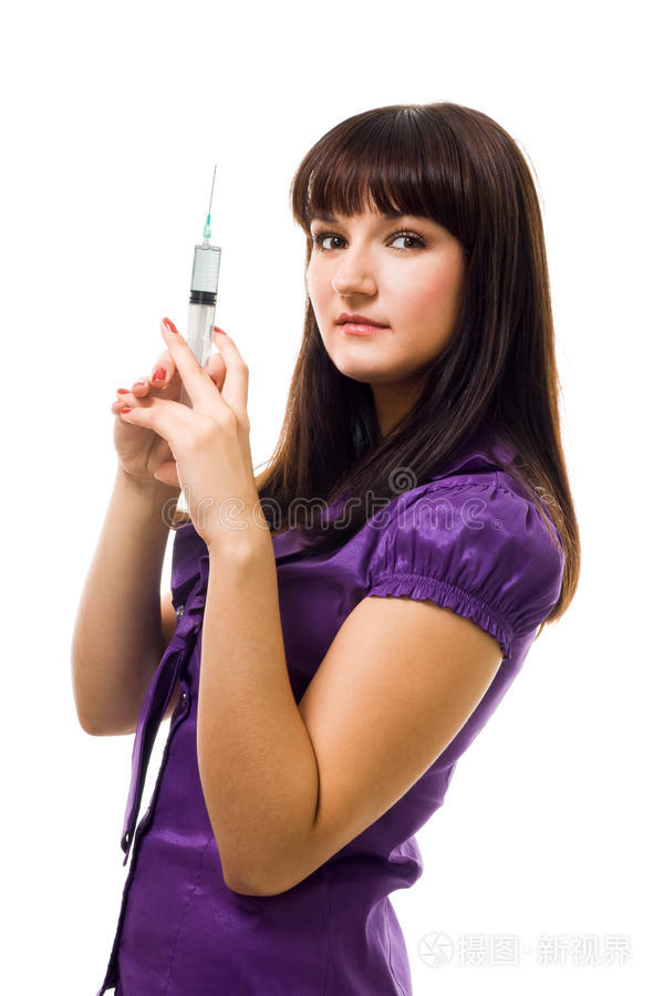 杆菌注射拿着大注射器的护士打脚针的女人年轻漂亮的女人在嘴里打针