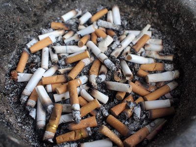 屁股病烟头照片