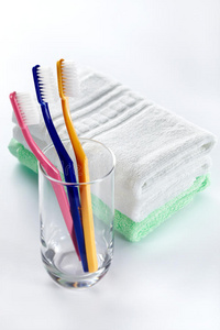 牙刷和毛巾