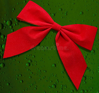 漂亮的红蝴蝶结图片