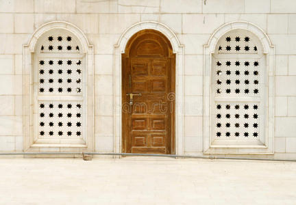 武汉大学后门图片