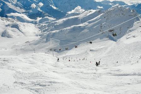 滑雪度假村