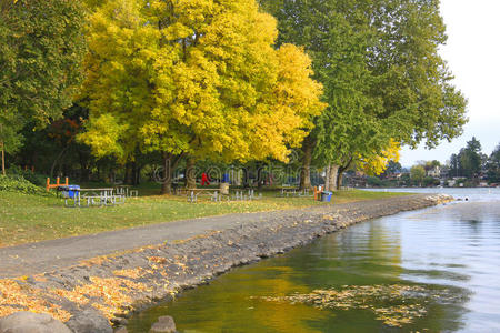 蓝湖公园另一景