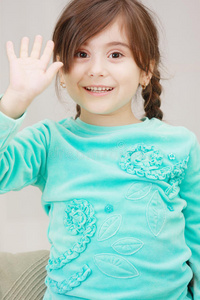 微信表情小女孩举手图片