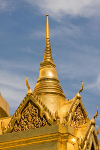 曼谷大皇宫区的金塔，