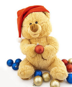 玩具熊和圣诞树装饰品