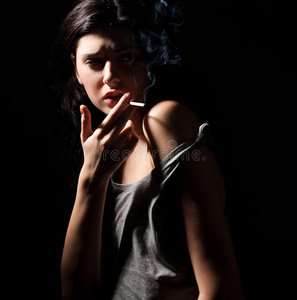 吸烟的人吸烟的女人照片