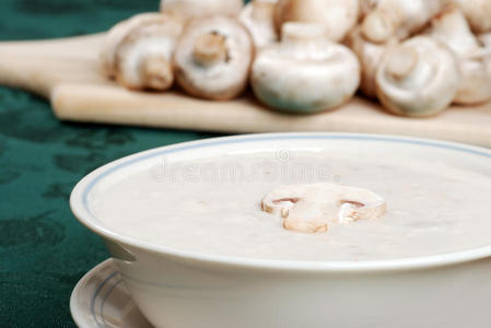 家常奶油蘑菇汤