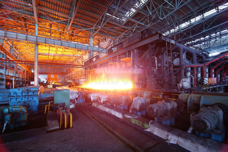 炼钢厂唯美图片