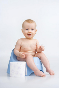 上厕所的小女孩.照片