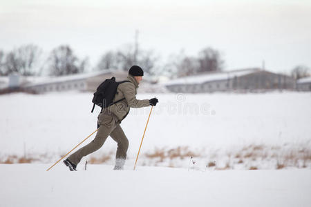 喜欢越野滑雪