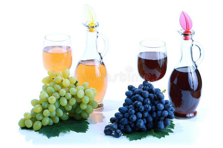 葡萄丛和葡萄酒