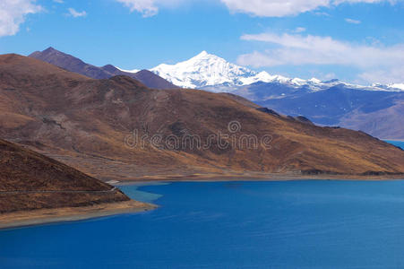 西藏的湖光山色