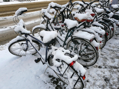 雪地自行车