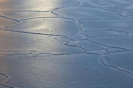 破冰图片-破冰素材-破冰插画-摄图新视界