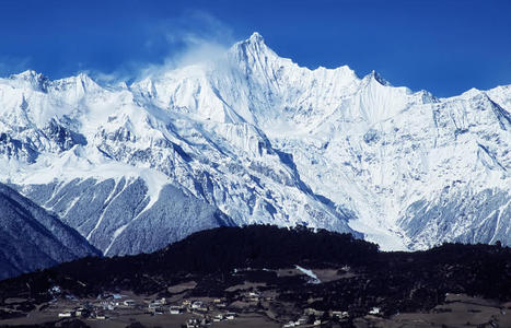 梅里雪山图片