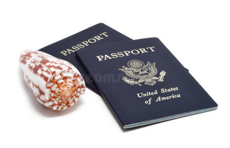 美国护照和贝壳