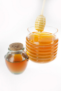 大大小小一罐蜂蜜