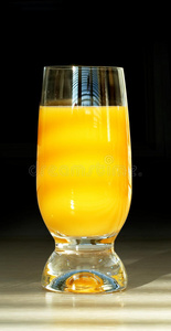 一杯橙汁