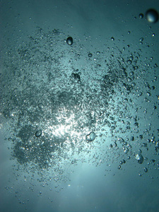 太阳 海的 海洋 自然 阳光 逃跑 水下 气泡