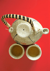 两杯中国茶壶