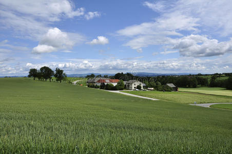 春天远景图片-春天远景素材-春天远景插画-摄图新视界