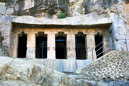 阿贾塔的古代佛教岩寺