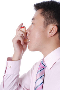 哮喘患者使用吸入器