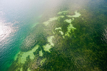 海底暗礁鸟瞰图