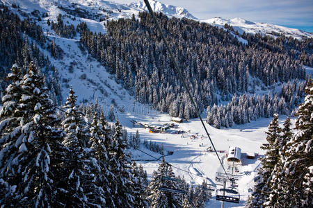 冬季阿尔卑斯山景观