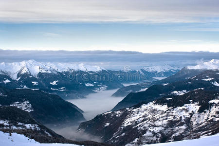 冬季阿尔卑斯山景观图片