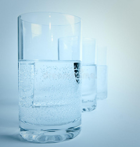水玻璃排列