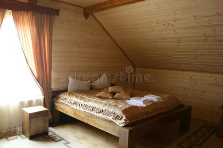 木质酒店客房图片