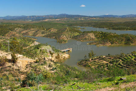宏伟的湖，西班牙安达卢西亚。