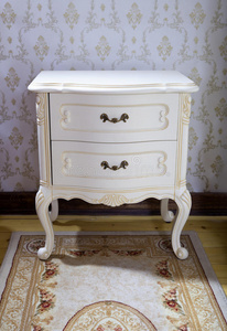 老式床头柜摄影图