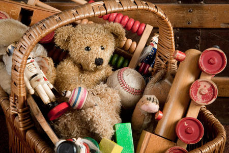 古董玩具赛车图片-古董玩具赛车素材-古董玩具赛车插画-摄图新视界