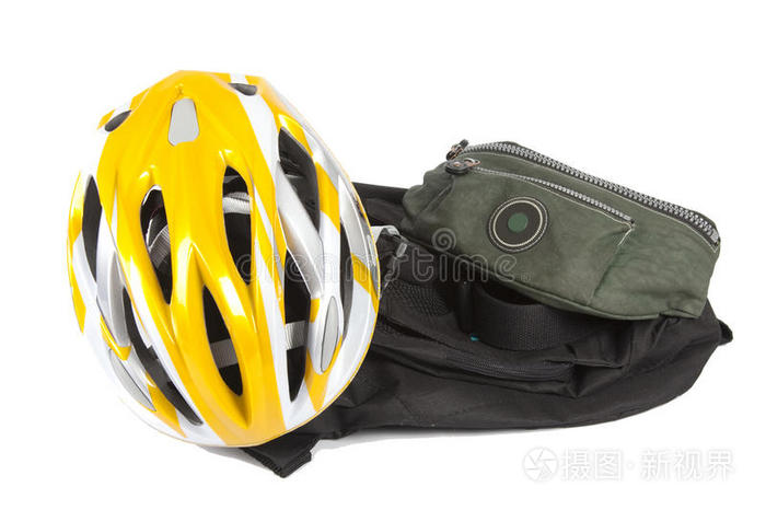 自行车头盔和包